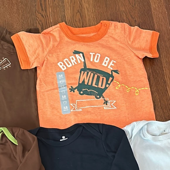 Big lot of Baby Boy Clothing 6-12 Months EUC / NWT - Picture 7 of 12